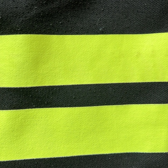 🏀 NBA Basketball Shorts with Neon Yellow Logo , Size: - Picture 8 of 13